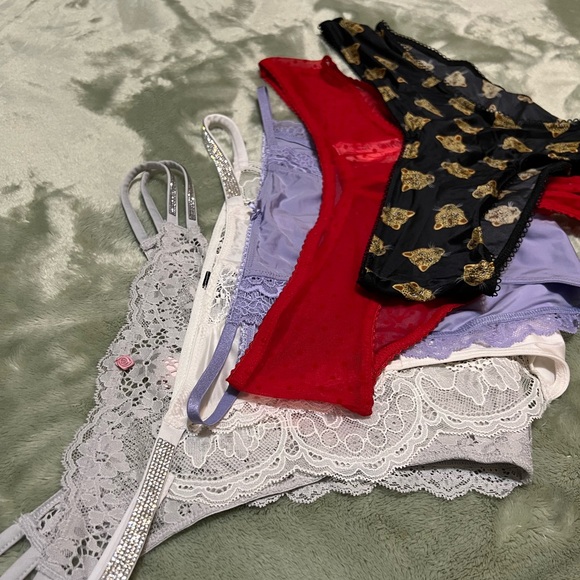 Victoria’s Secret panty bundle - Picture 3 of 8